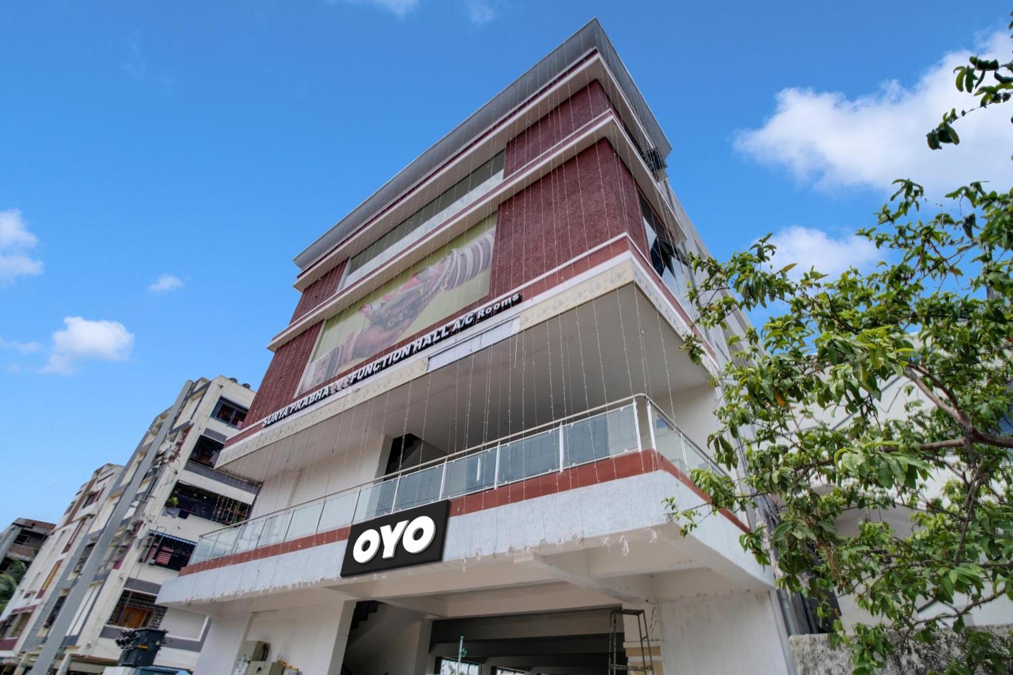 Kurmannapalem Hotel O Surya Prabha מראה חיצוני תמונה