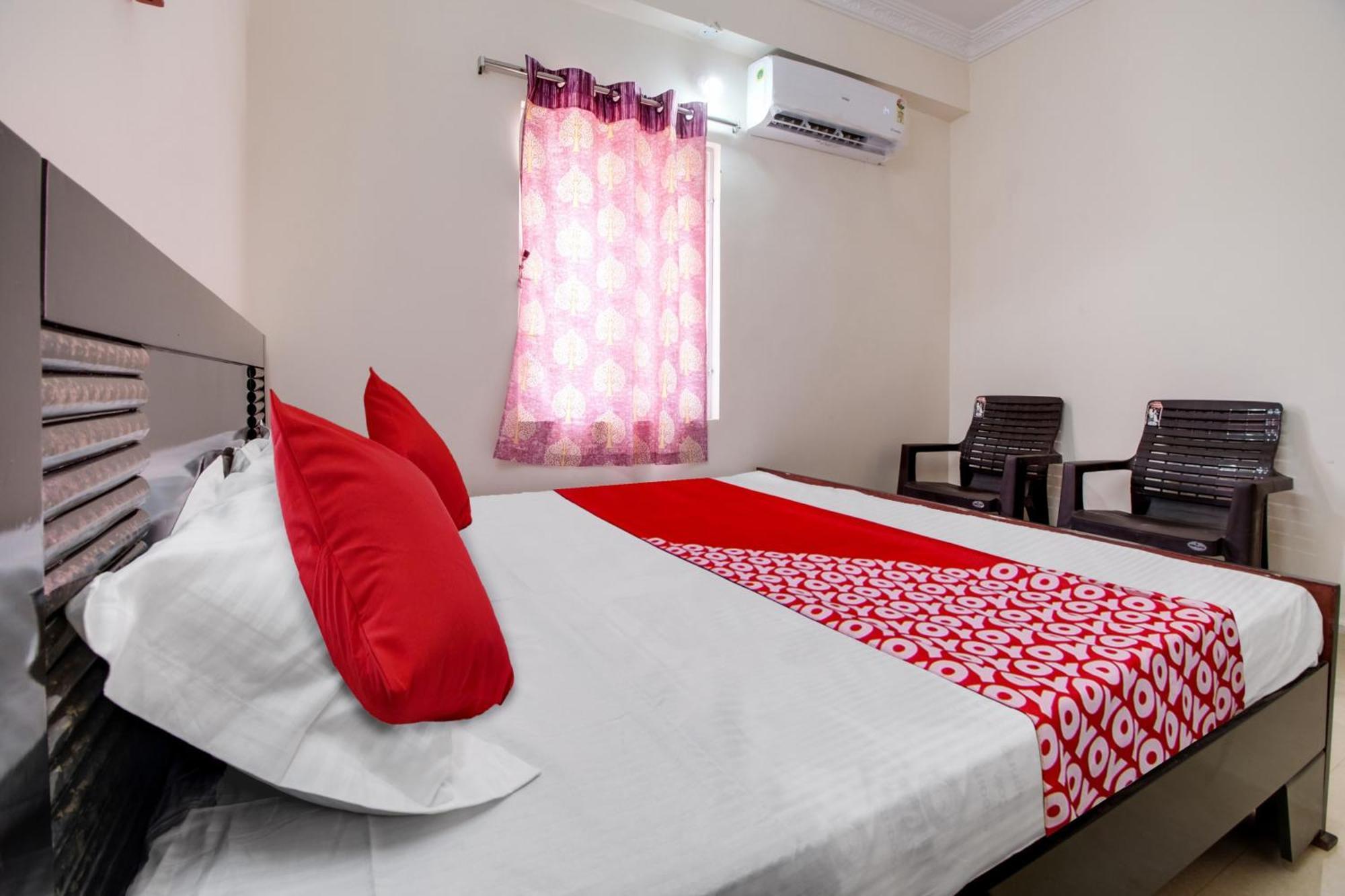 Kurmannapalem Hotel O Surya Prabha מראה חיצוני תמונה