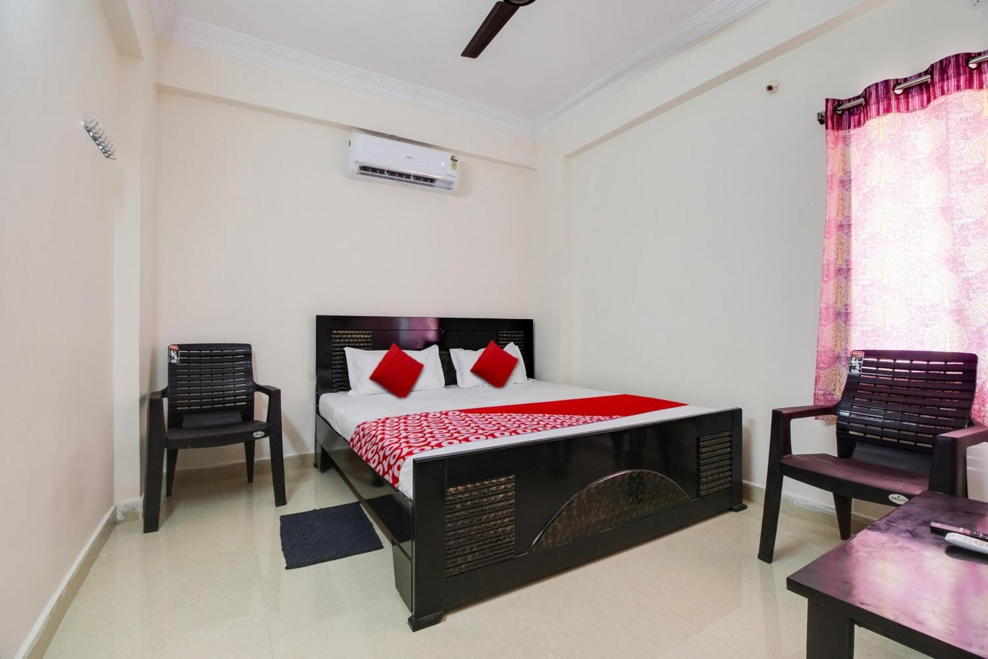 Kurmannapalem Hotel O Surya Prabha מראה חיצוני תמונה